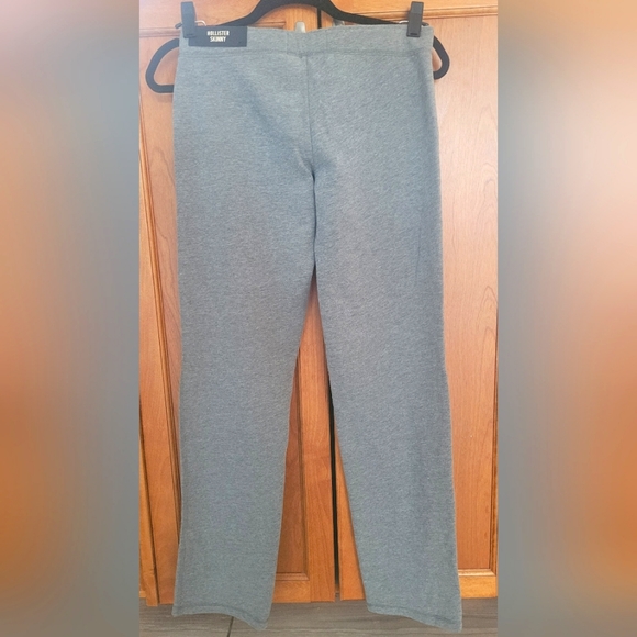NWT- Hollister Straight Leg Jogging Pants - Picture 3 of 6
